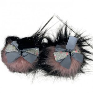 POMPONES NEGROS SALMON MOÑO GRIS